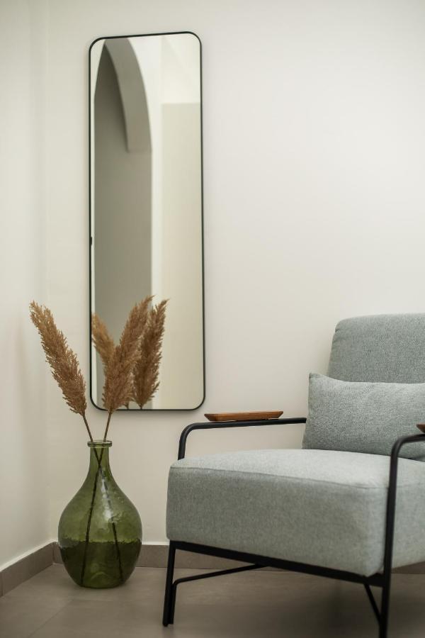 Nόka Suite Apartments ファリラキ エクステリア 写真