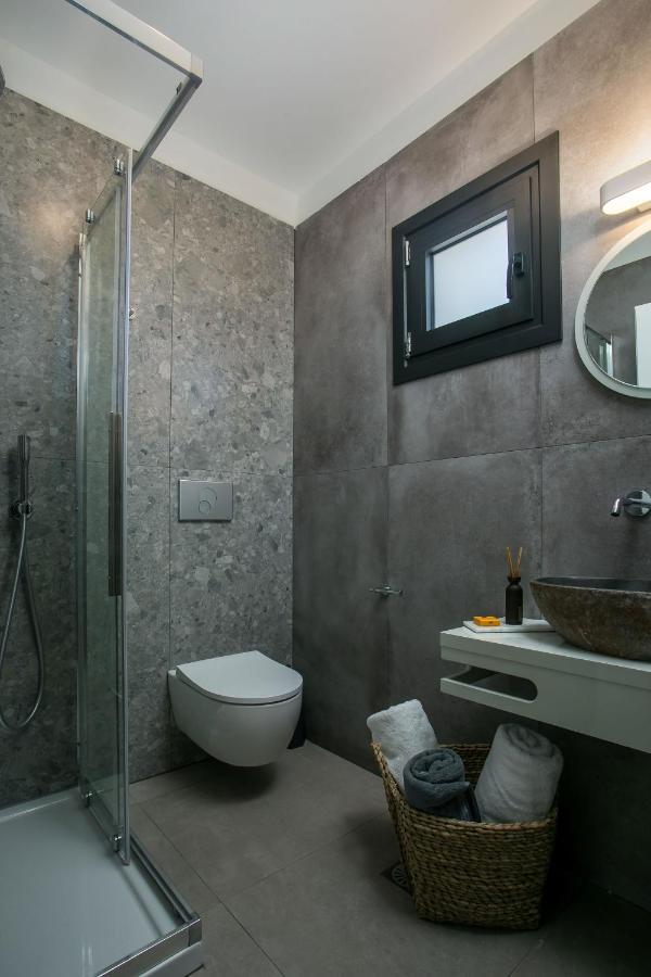 Nόka Suite Apartments ファリラキ エクステリア 写真